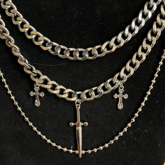 Vintage 1980  gothic style 3 tier chain with 2 crosses and a sword 16 inches - Picture 4 of 9